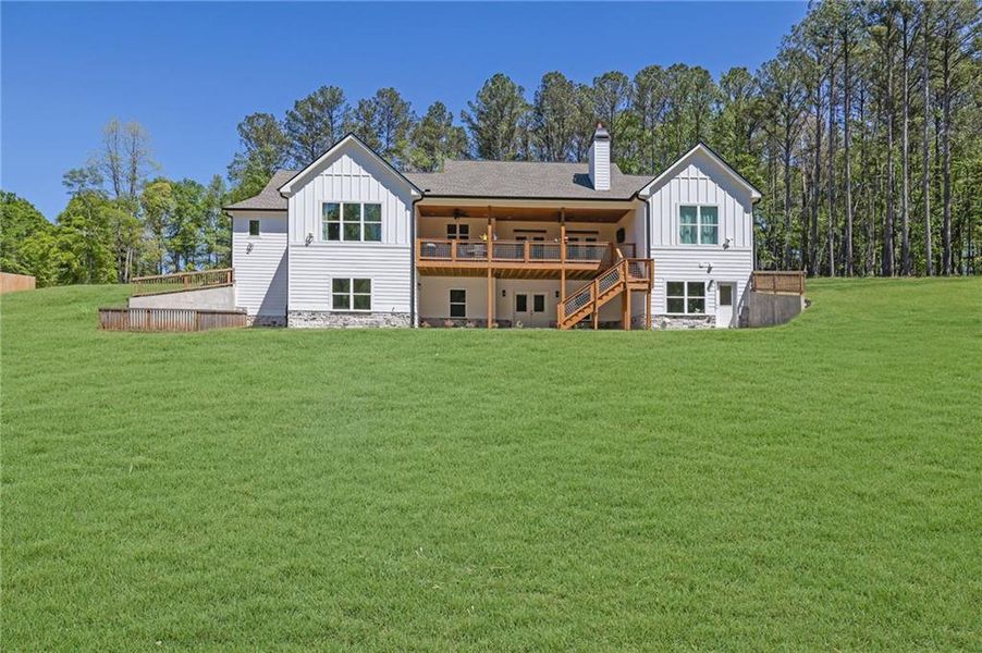 Exterior details and patio area of a home in , Monroe (Image 37).