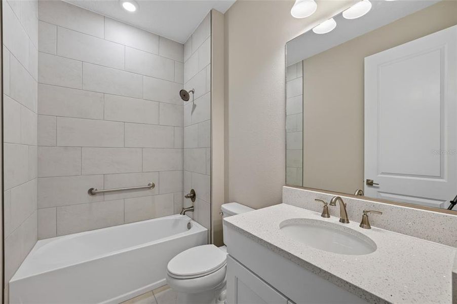 Furnished interior view inside a new home in , Ocala (Image 16).
