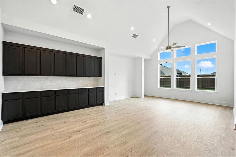 3146DuckHeightsKAHLCM008