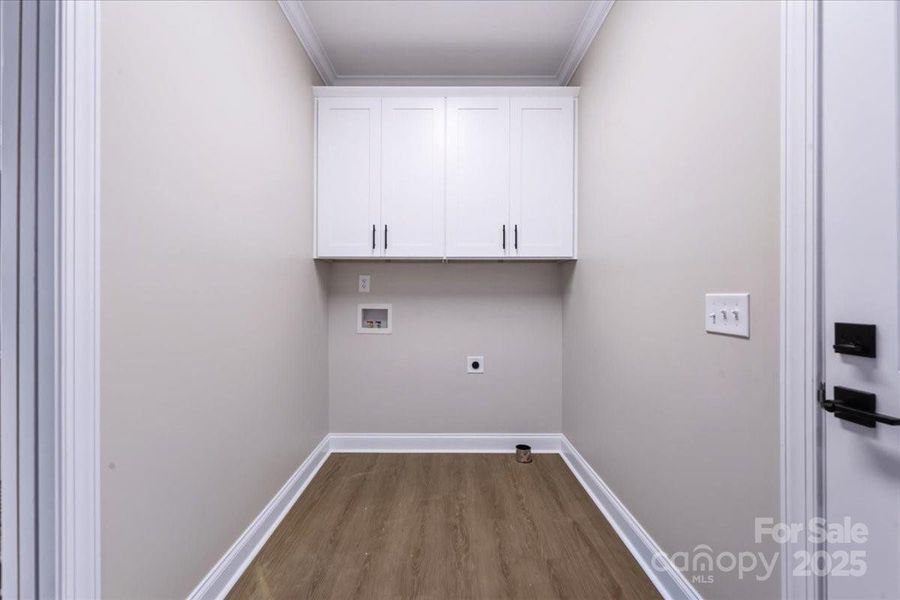 Laundry/mudroom Laundry/mudroom