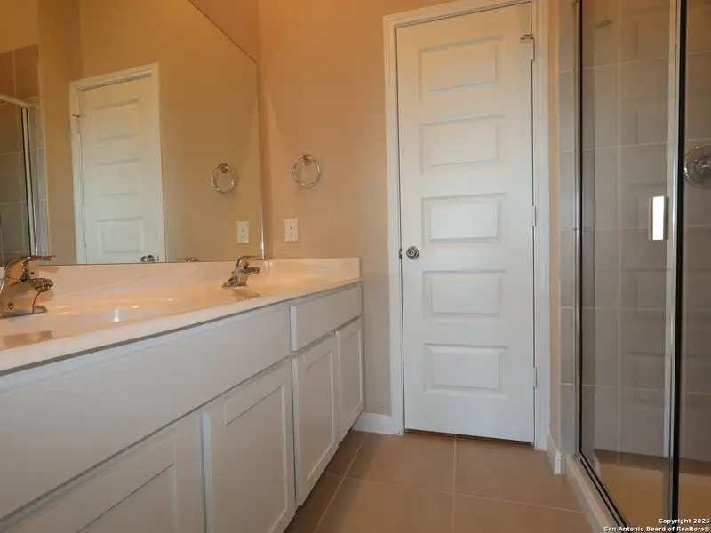 Furnished interior view inside a new home in Paloma Park, Converse (Image 5).