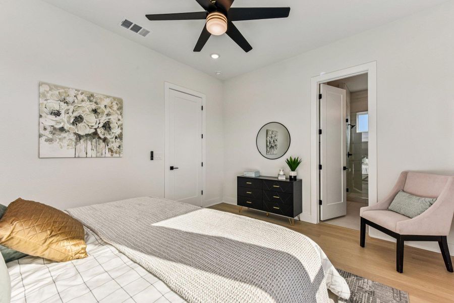 Furnished interior view inside a new home in Foxfield, Austin (Image 3).