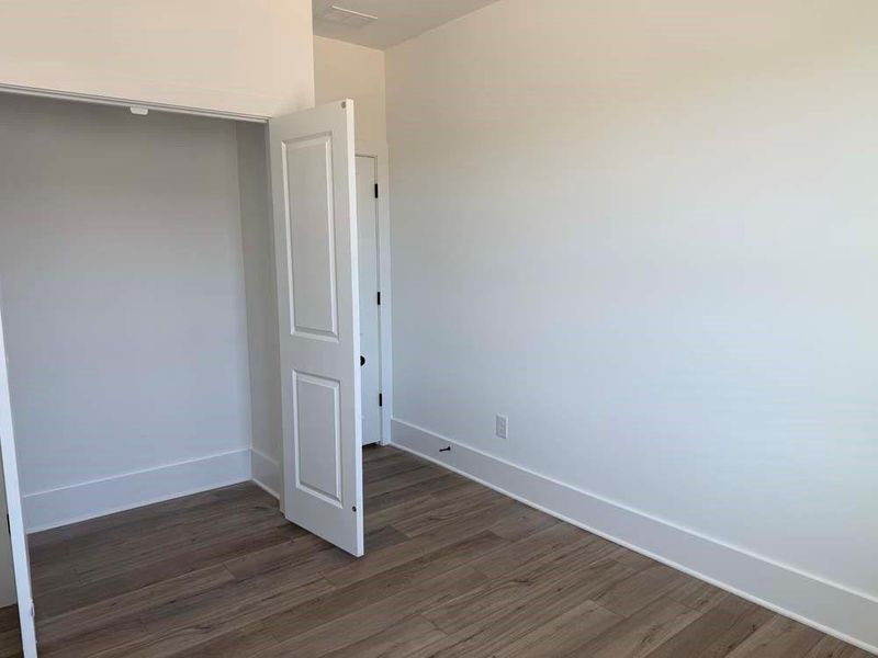 Spacious, unfurnished interior of a new home in Park Vue, Atlanta (Image 23). Spacious, unfurnished interior of a new home in Park Vue, Atlanta (Image 23).