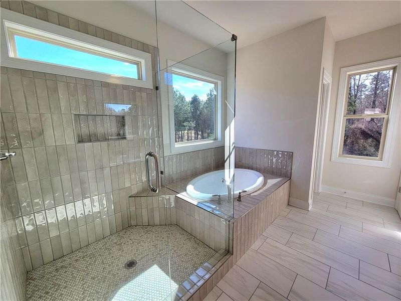 Furnished interior view inside a new home in , Jefferson (Image 8).