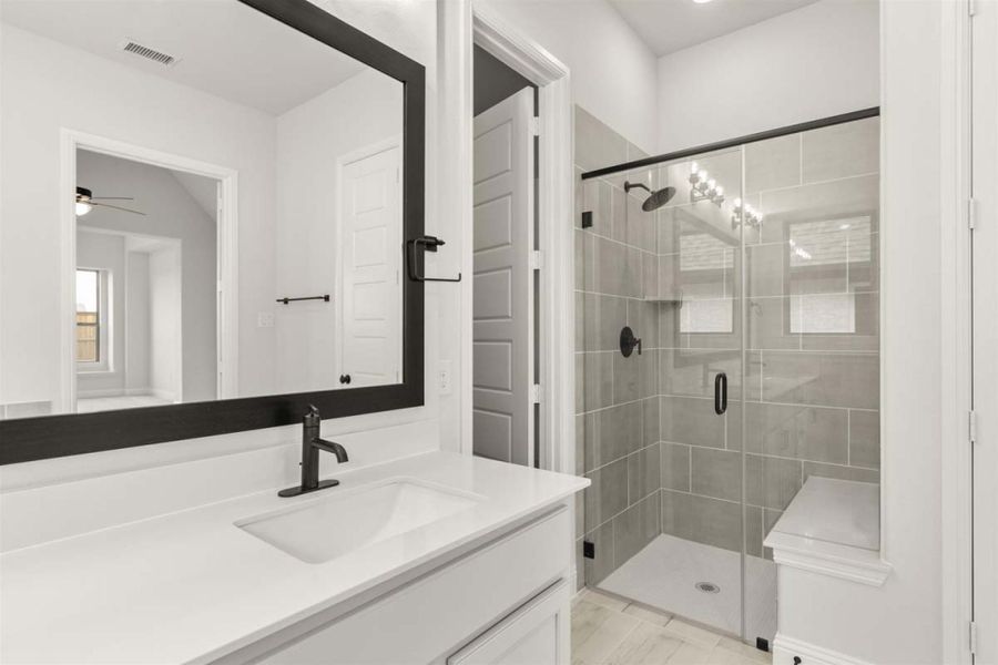 Furnished interior view inside a new home in Nelson Lake, Rockwall (Image 9).