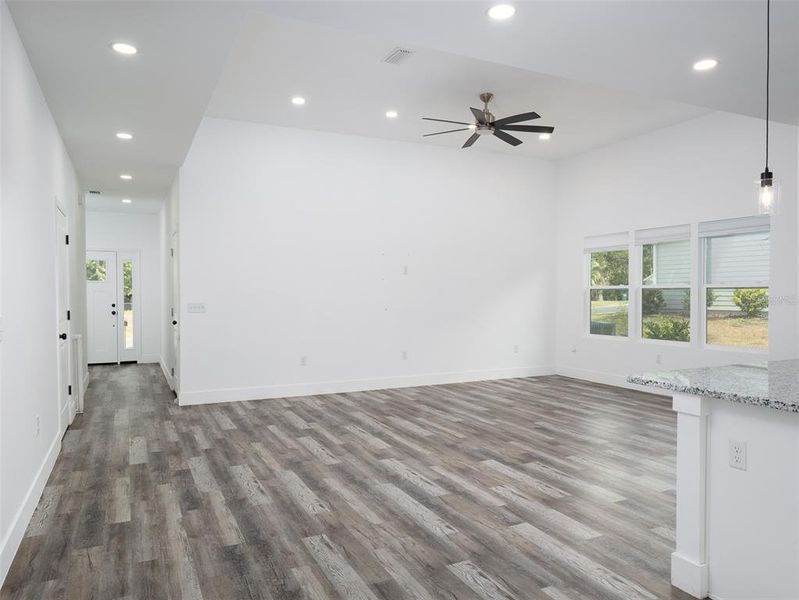 Spacious, unfurnished interior of a new home in , Newberry (Image 13).