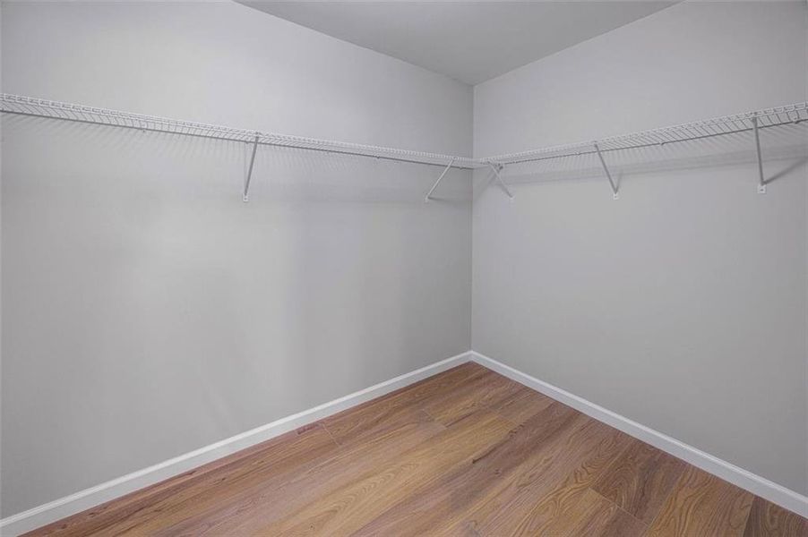 Spacious, unfurnished interior of a new home in , Stone Mountain (Image 34).