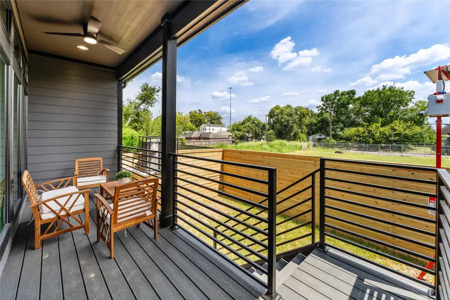 Image 7 of a home in .