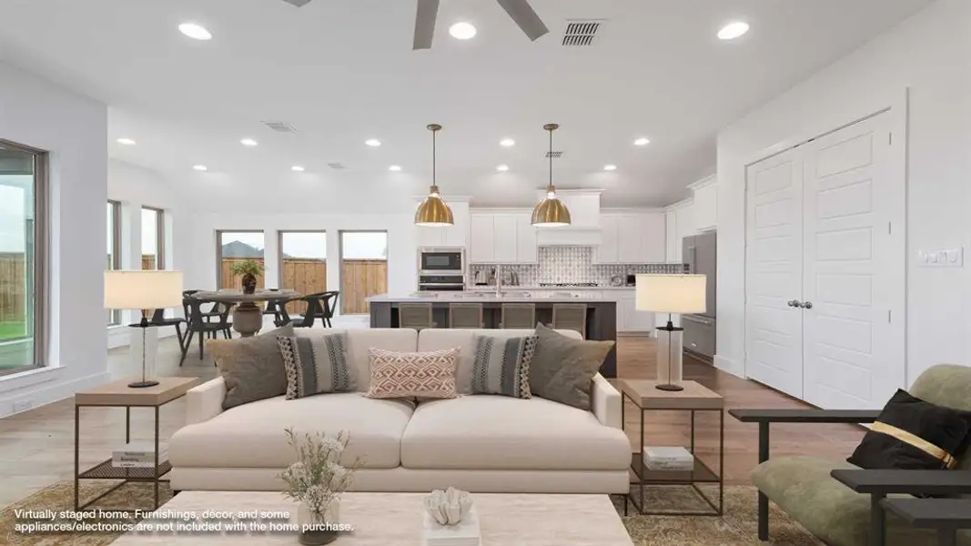 Furnished interior view inside a new home in Myrtle Creek 60', Waxahachie (Image 7).