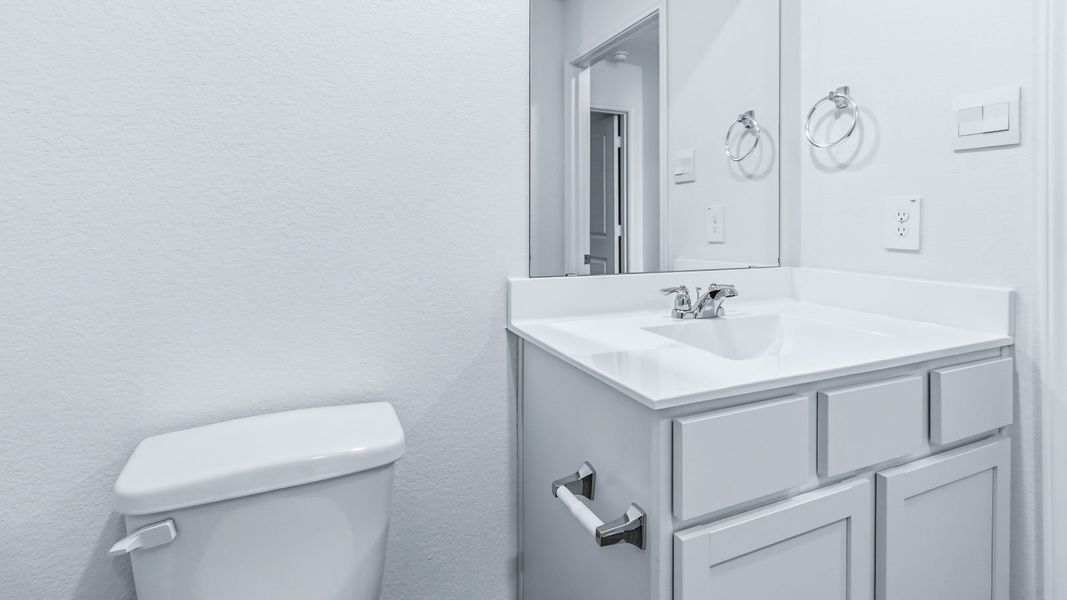 Representative furnished interior of a home built from the The Easton by D.R. Horton in Wayside, Uhland (Image 14).