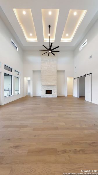 Spacious, unfurnished interior of a new home in , New Braunfels (Image 14).