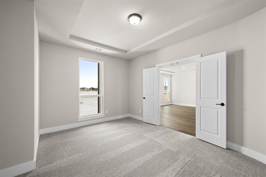 Spacious, unfurnished interior of a new home in Shady Valley Estates, Midlothian (Image 22).