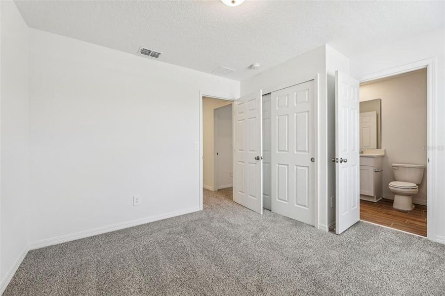 Spacious, unfurnished interior of a new home in The Meadow at Crossprairie Townes, St. Cloud (Image 23).