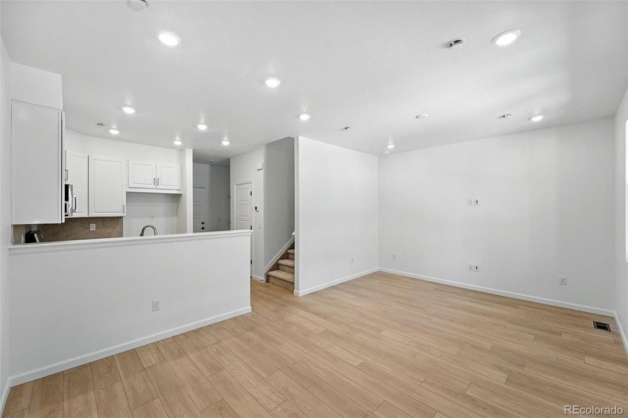 17123 W 91st Lane ~ Ready Now