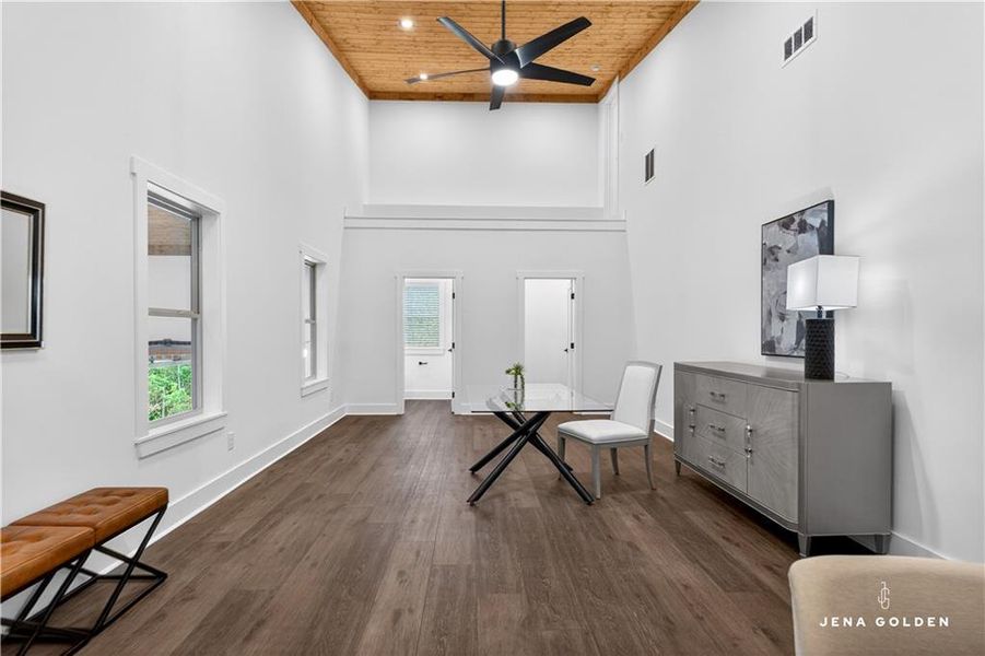 Furnished interior view inside a new home in , Dahlonega (Image 47).