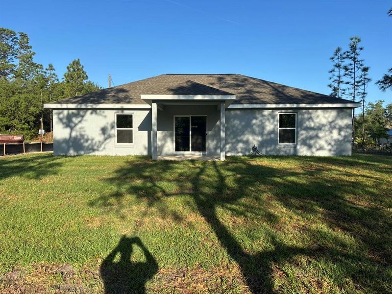 Exterior details and patio area of a home in , Dunnellon (Image 14). Exterior details and patio area of a home in , Dunnellon (Image 14).