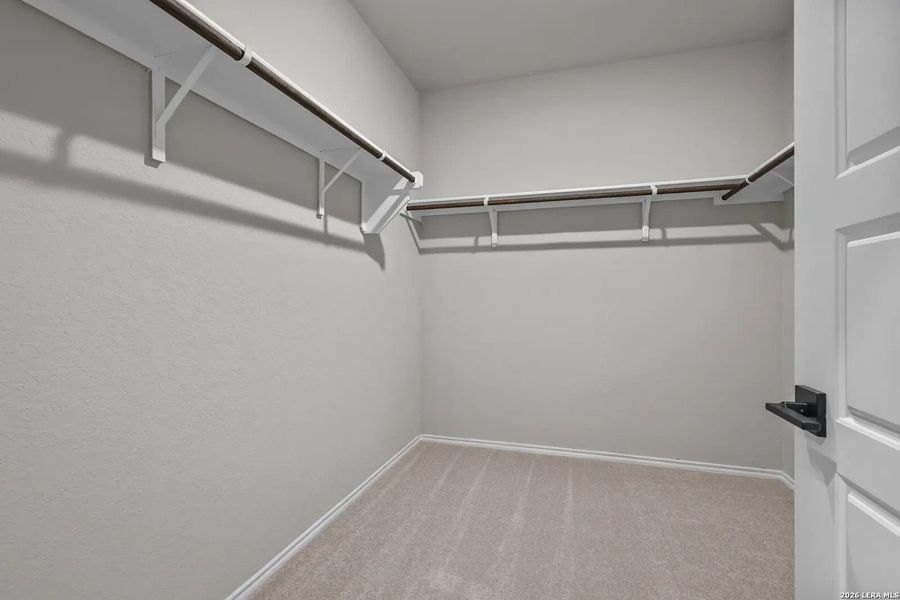 Spacious, unfurnished interior of a new home in Comanche Ridge, San Antonio (Image 28). Spacious, unfurnished interior of a new home in Comanche Ridge, San Antonio (Image 28).