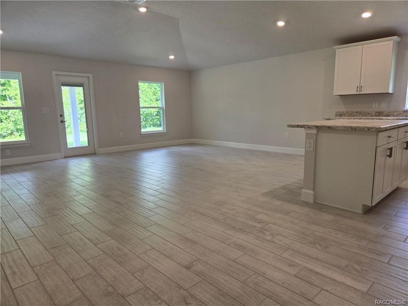 Spacious, unfurnished interior of a new home in Wyld Palms, Inverness (Image 15).