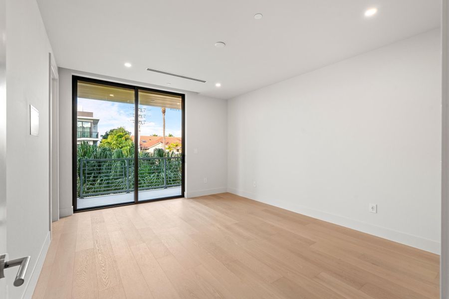 mls_BEDROOM_1_DT