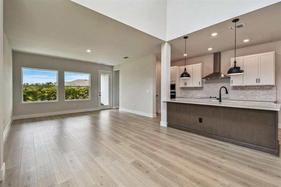 Spacious, unfurnished interior of a new home in North River Ranch – Garden Series, Parrish (Image 36).