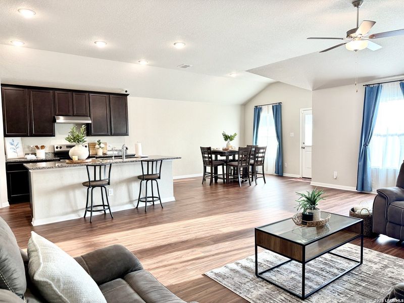 Furnished interior view inside a new home in Jordan's Ranch, San Antonio (Image 4).