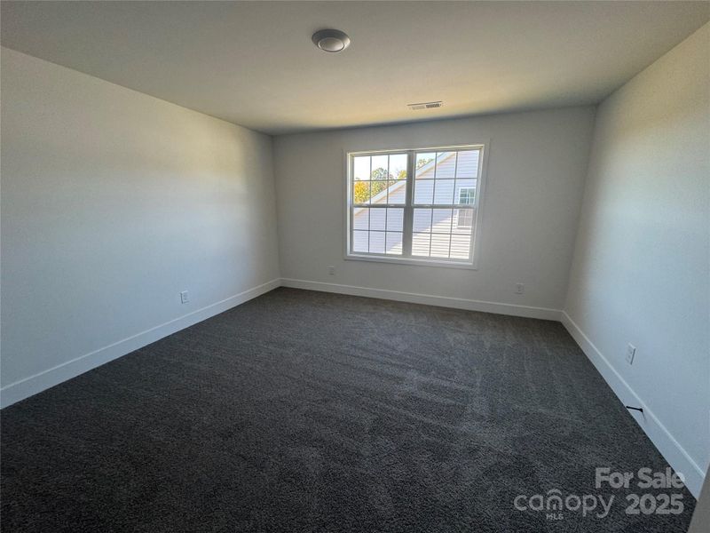 Spacious, unfurnished interior of a new home in Kerns Ridge, Salisbury (Image 24).