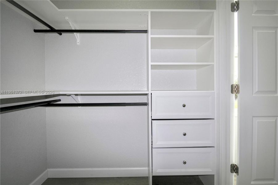 Image 36 of a home in .