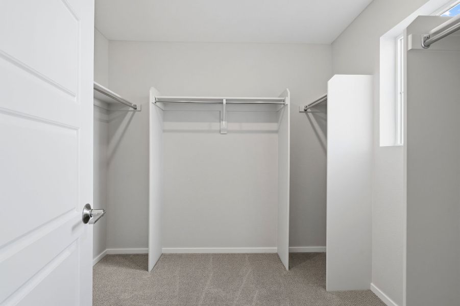Spacious, unfurnished interior of a new home in Barefoot Village, Firestone (Image 26).