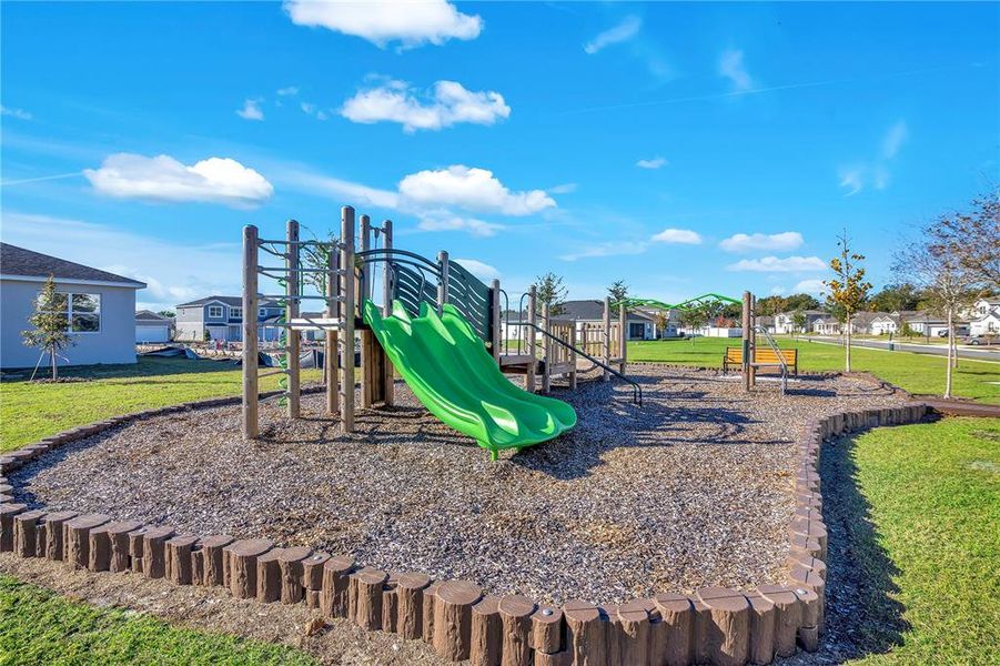 Community amenities in Meadowlark Landing, Apopka (Image 29).