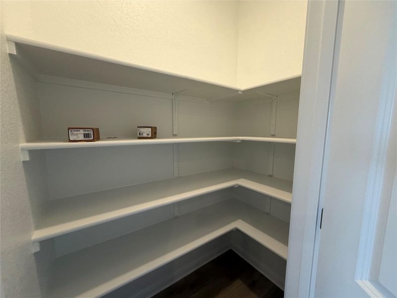 Image 26 of a home in Willow Springs.