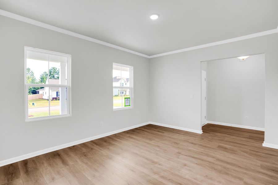 Spacious, unfurnished interior of a new home in Carriage Estates, Lexington (Image 16).