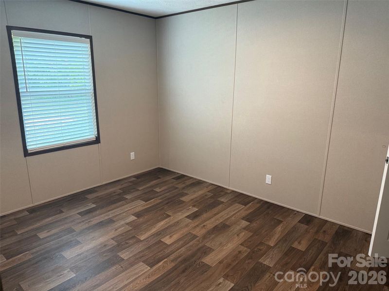 Spacious, unfurnished interior of a new home in , Shelby (Image 16).