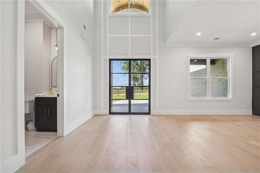 Spacious, unfurnished interior of a new home in , Commerce (Image 69).