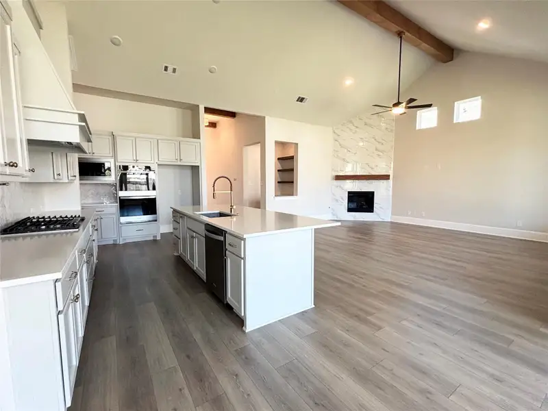 Furnished interior view inside a new home in Fulbrook on Fulshear Creek, Fulshear (Image 8).
