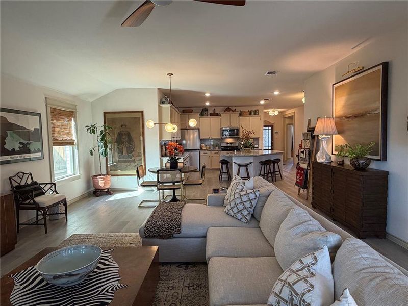 You’ll Love the Airy, Open Plan that Flows Seamlessly from Kitchen to Dining and Living. You’ll Love the Airy, Open Plan that Flows Seamlessly from Kitchen to Dining and Living.