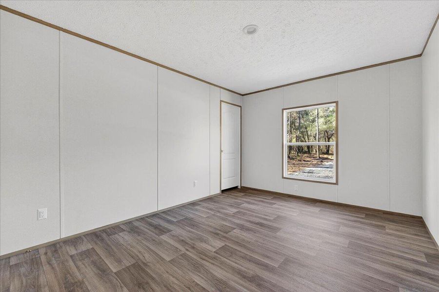 Spacious, unfurnished interior of a new home in , Eutawville (Image 27).