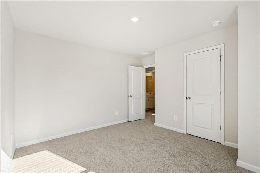 Spacious, unfurnished interior of a new home in Hawthorne Station, College Park (Image 52). Spacious, unfurnished interior of a new home in Hawthorne Station, College Park (Image 52).