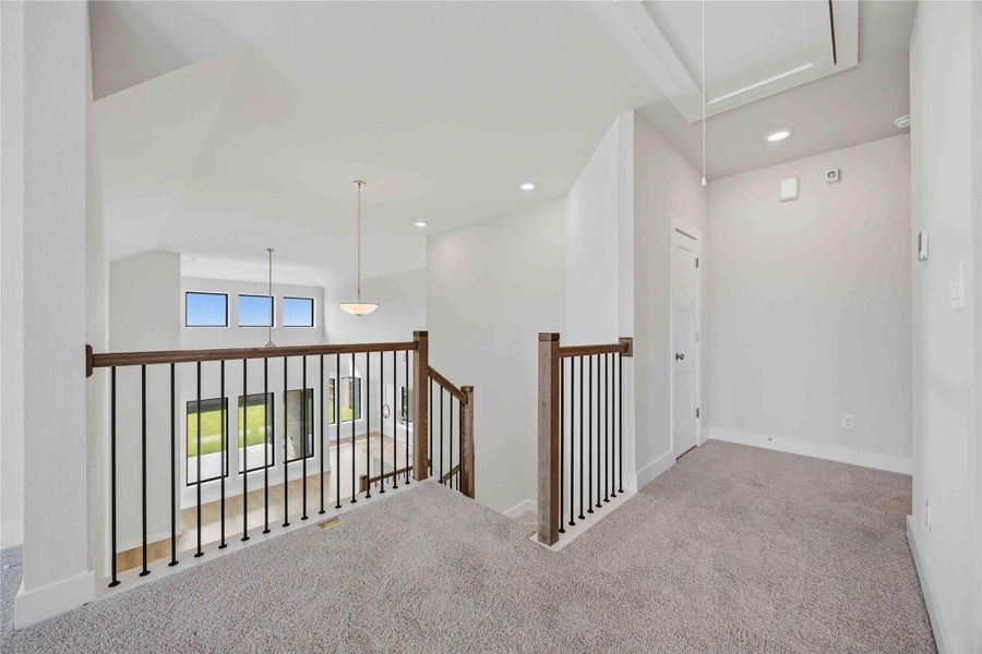 Spacious, unfurnished interior of a new home in Ellwood, Iowa Colony (Image 27). Spacious, unfurnished interior of a new home in Ellwood, Iowa Colony (Image 27).