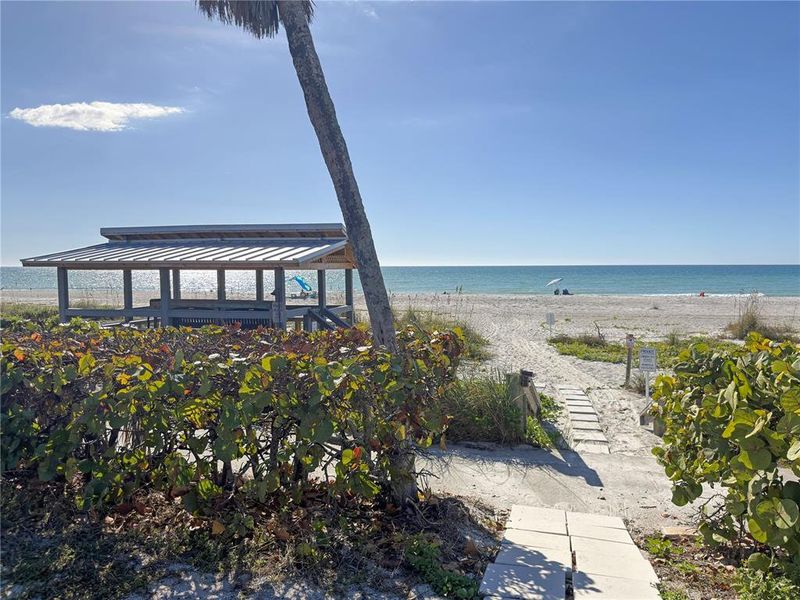 Image 77 of a home in .
