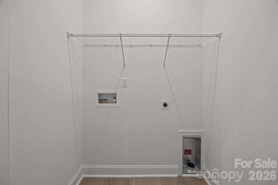 Spacious, unfurnished interior of a new home in The River District Townhomes, Charlotte (Image 25).