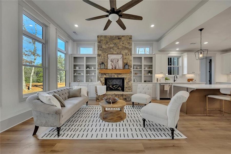 Furnished interior view inside a new home in , Jasper (Image 18).