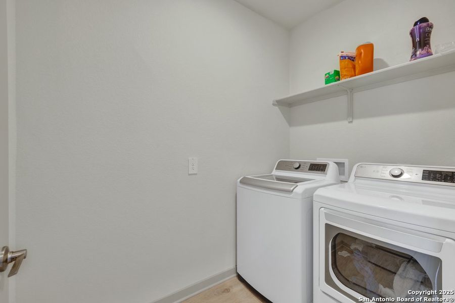 Close-up of interior finishes inside a home in , San Marcos (Image 15). Close-up of interior finishes inside a home in , San Marcos (Image 15).