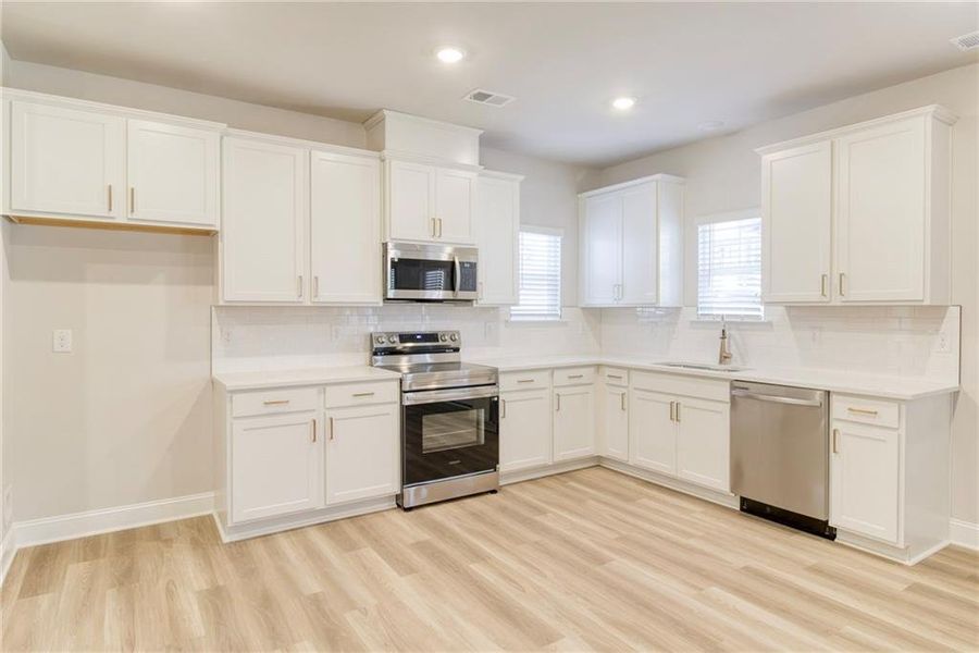 Furnished interior view inside a new home in , Canton (Image 8).