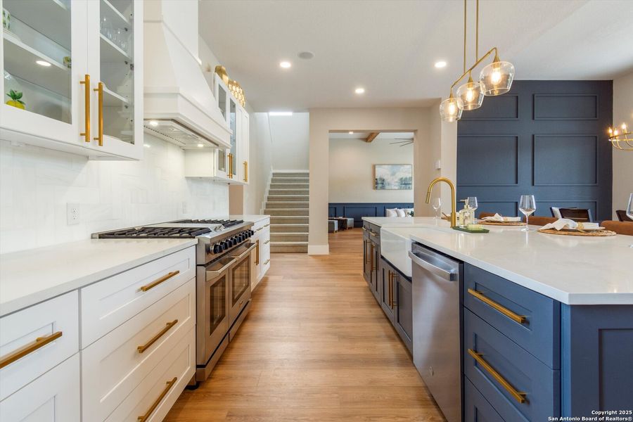 Furnished interior view inside a new home in , New Braunfels (Image 50). Furnished interior view inside a new home in , New Braunfels (Image 50).