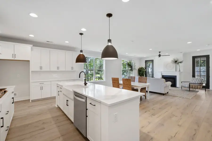 3,458sf New Home in Hollywood, SC.  - Slide 49