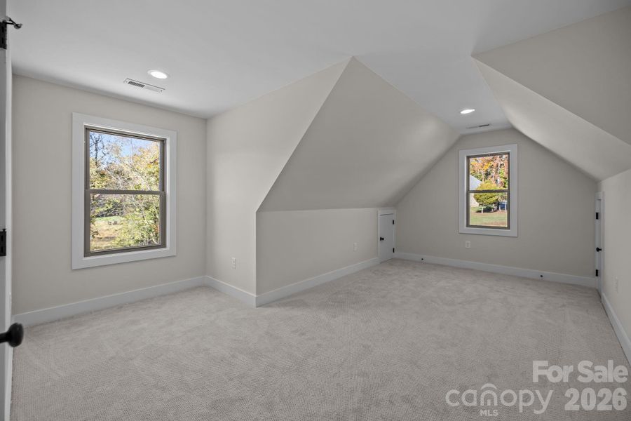 Spacious, unfurnished interior of a new home in , Monroe (Image 35).