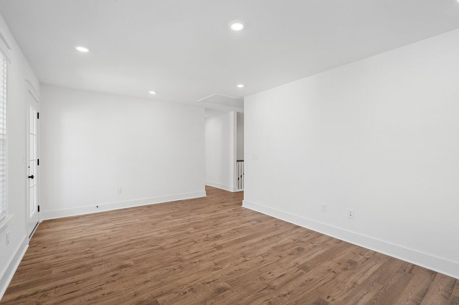 5br New Home in Spring Hill, TN.  - Slide 40