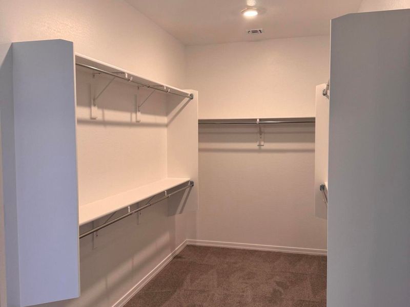 Spacious, unfurnished interior of a new home in Westwood, Prescott (Image 21).