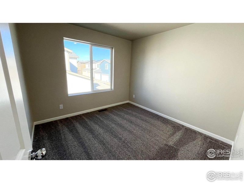 Spacious, unfurnished interior of a new home in Pintail Commons at Johnstown Village, Johnstown (Image 17).