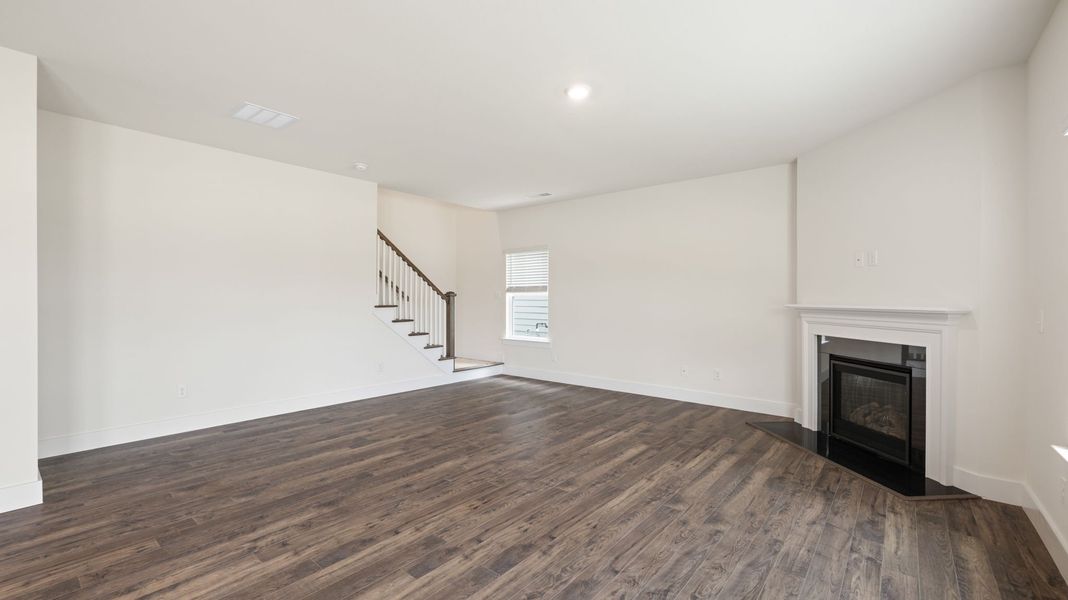 Representative unfurnished interior of a home built from the Hanover by D.R. Horton in Harbor Crest, Ooltewah (Image 14).